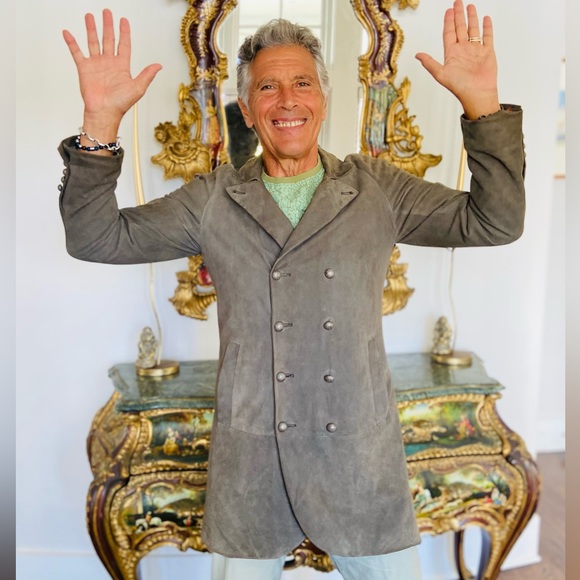 Varvatos 3/4 length 100% suede coat. Barely  used. Non smoking household - Picture 5 of 17